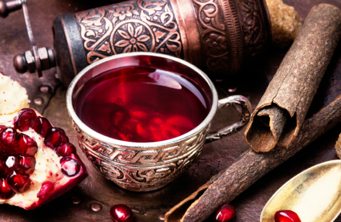 Red’s Persian Hot Tea